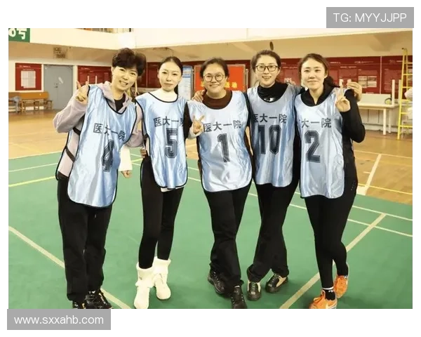 成都排球队杯赛精彩配合展现团队默契与实力提升