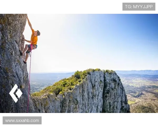 攀岩之巅：深入北京攀岩队的训练与挑战之旅